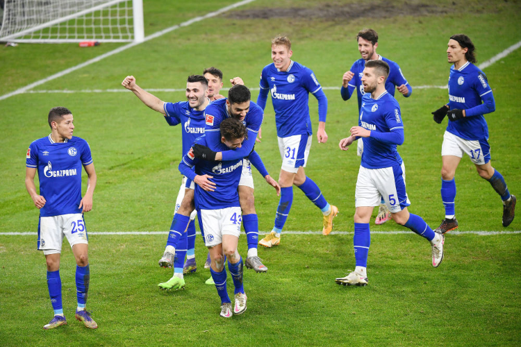 爱游戏下载-包含沙尔克客战不利，保级危机持续蔓延的词条