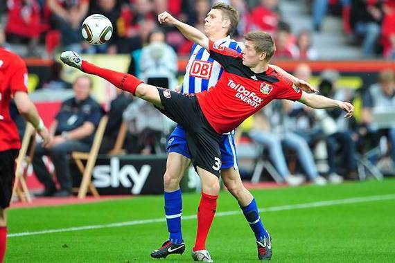 阿尔艾因进攻端火力强劲,欲破阿尔希拉尔防线的简单介绍 阿尔艾因进攻端火力强劲,欲破阿尔希拉尔防线的简单介绍