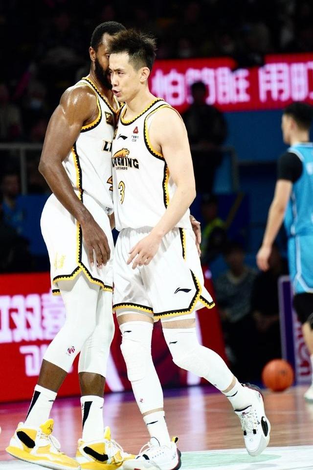 浙江队全场碾压CBA季后赛，如同剧本杀再现，爆冷的简单介绍