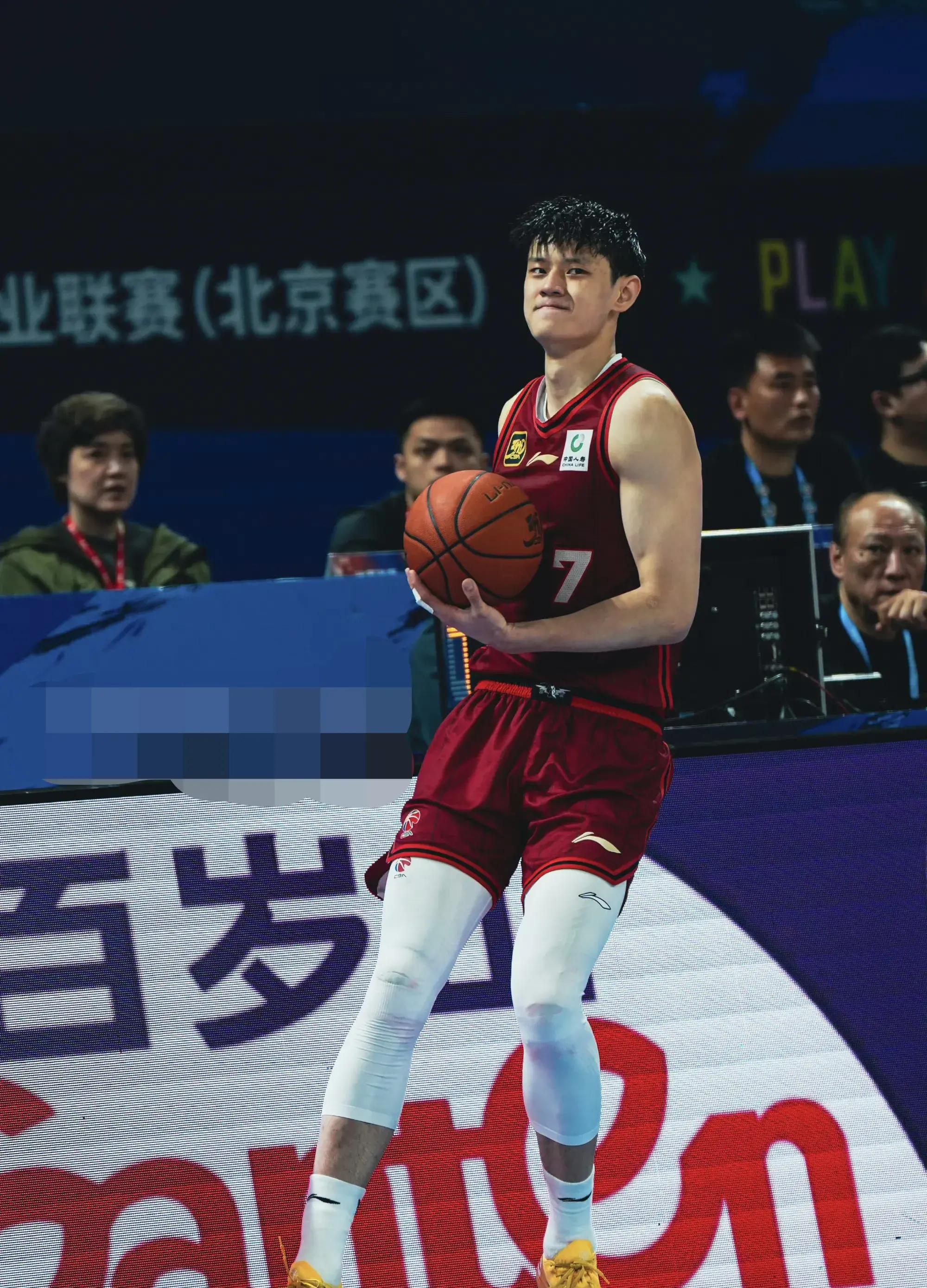 爱游戏官网登录网址-关于辽宁男篮全员冲刺，努力备战下一场的信息