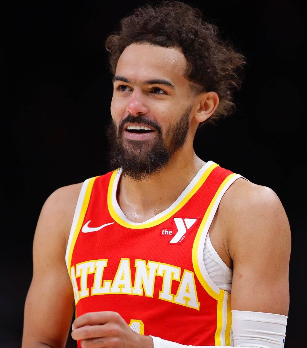 爱游戏vip注册-包含老鹰连胜反弹，特雷杨快马加鞭的词条