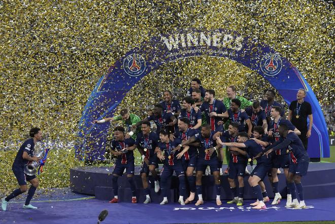 关于巴黎圣日耳曼击败里昂,领军法国杯赛16强的信息 关于巴黎圣日耳曼击败里昂,领军法国杯赛16强的信息