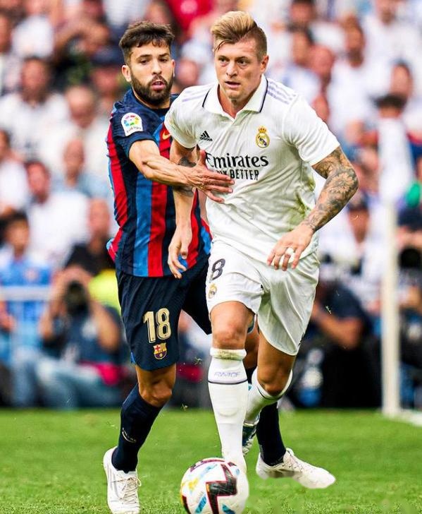 爱游戏官网app-关于瓦伦西亚客场大胜，西甲争四局势扭转的信息