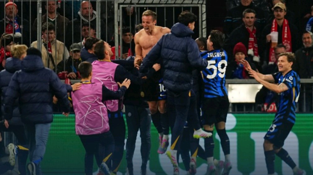 关于巨头对决,看谁能在赛场上占据主动的信息 关于巨头对决,看谁能在赛场上占据主动的信息