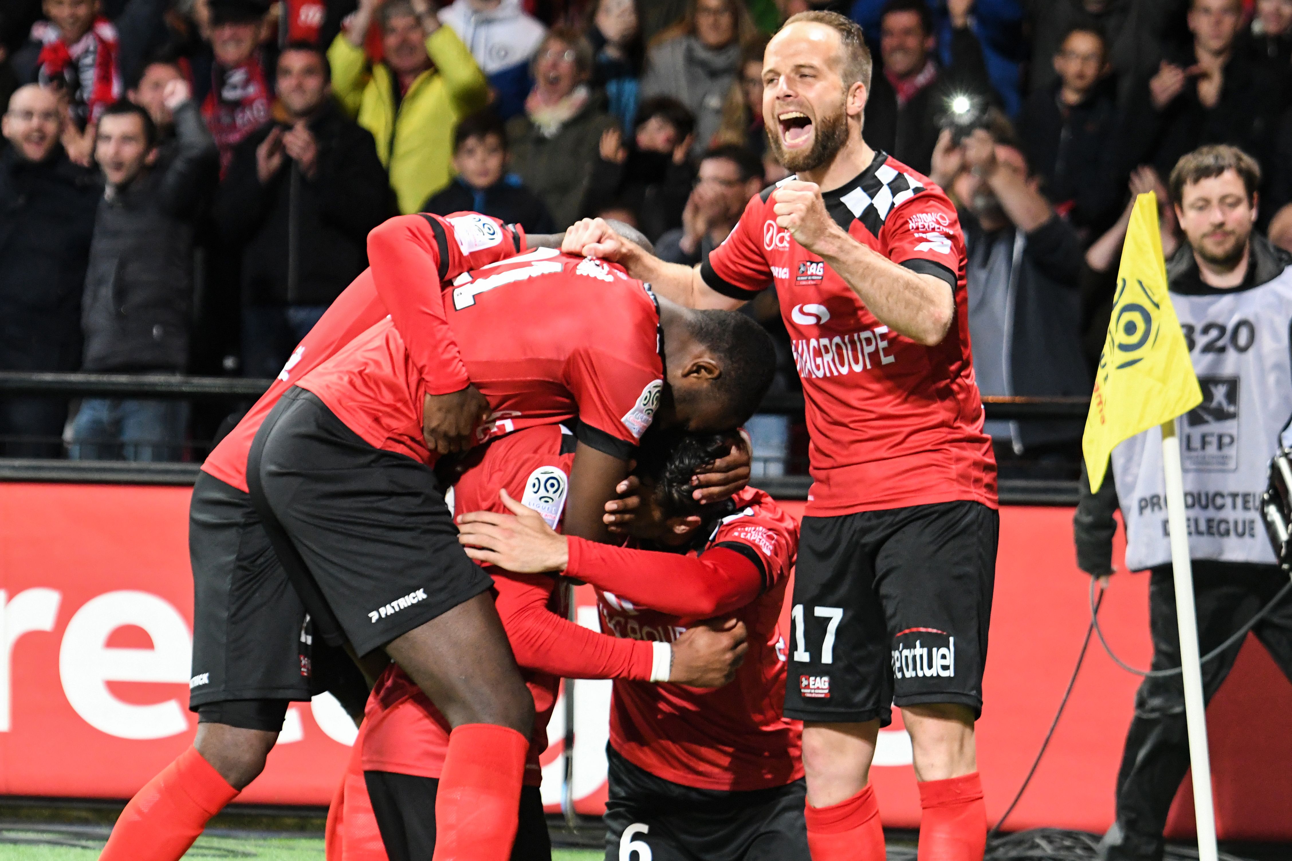 爱游戏亚洲官网-甘冈主场不敌马赛，遭遇连败