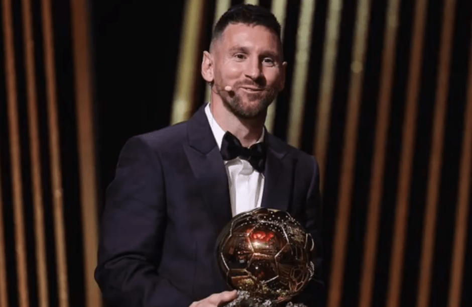 包含阿根廷传奇梅西再获荣誉,当选年度最佳球员的词条 包含阿根廷传奇梅西再获荣誉,当选年度最佳球员的词条