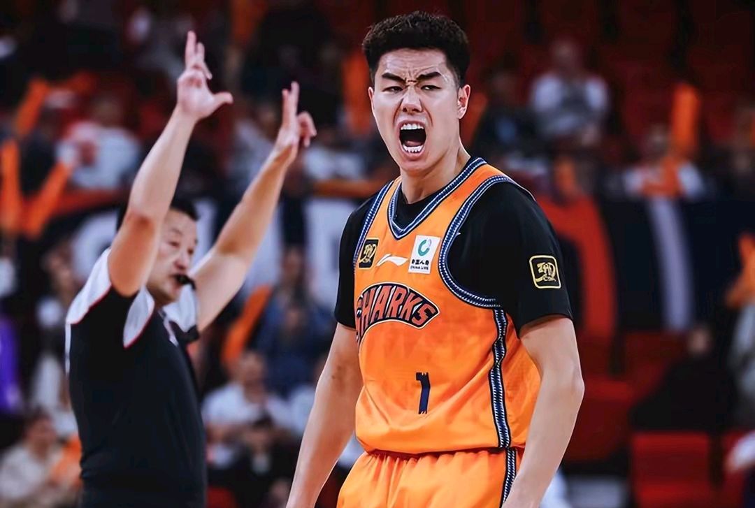 包含球队战术调整取得成效,豪取大胜的词条 包含球队战术调整取得成效,豪取大胜的词条