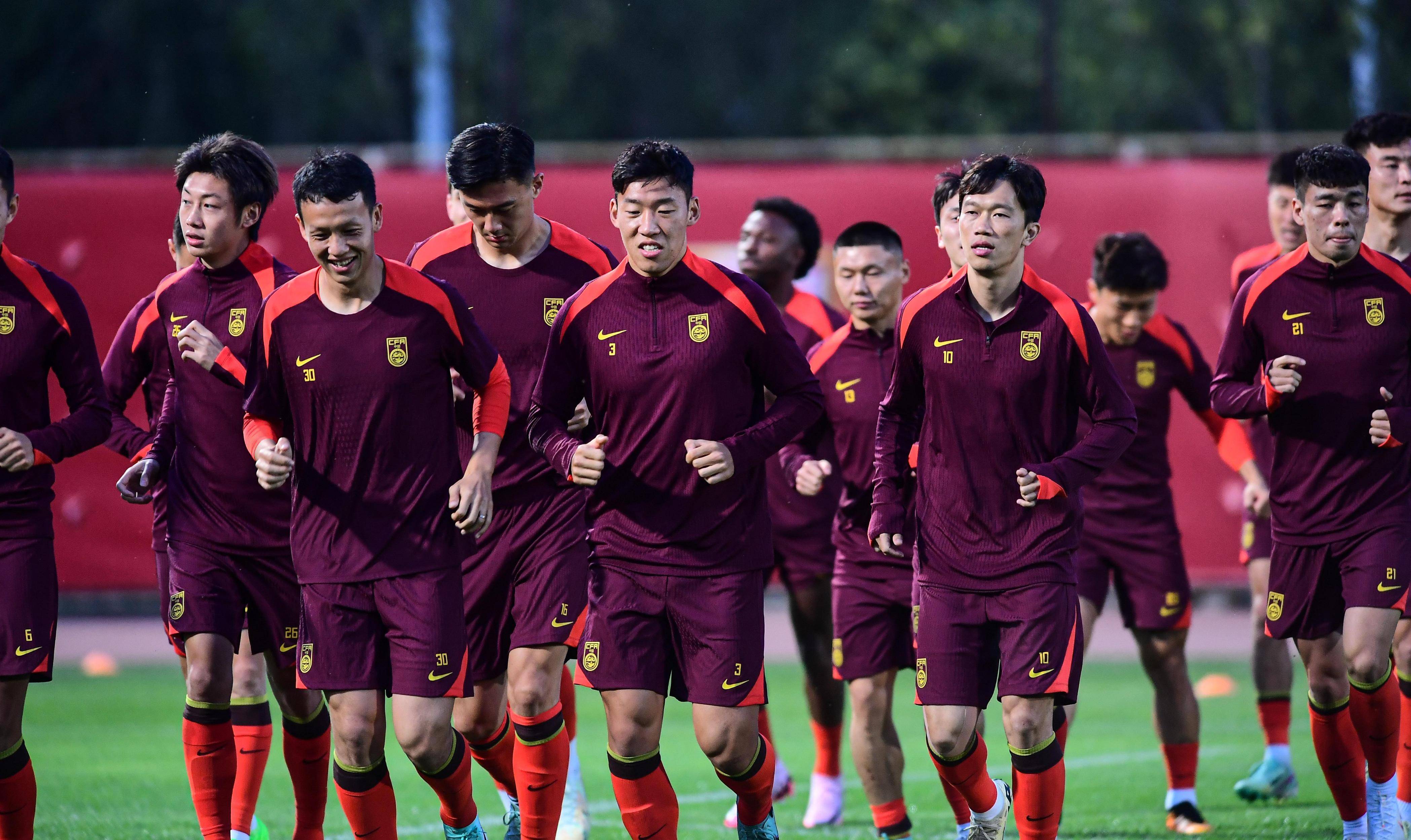 爱游戏地址-命中率稳步提高，助攻球队进球的简单介绍