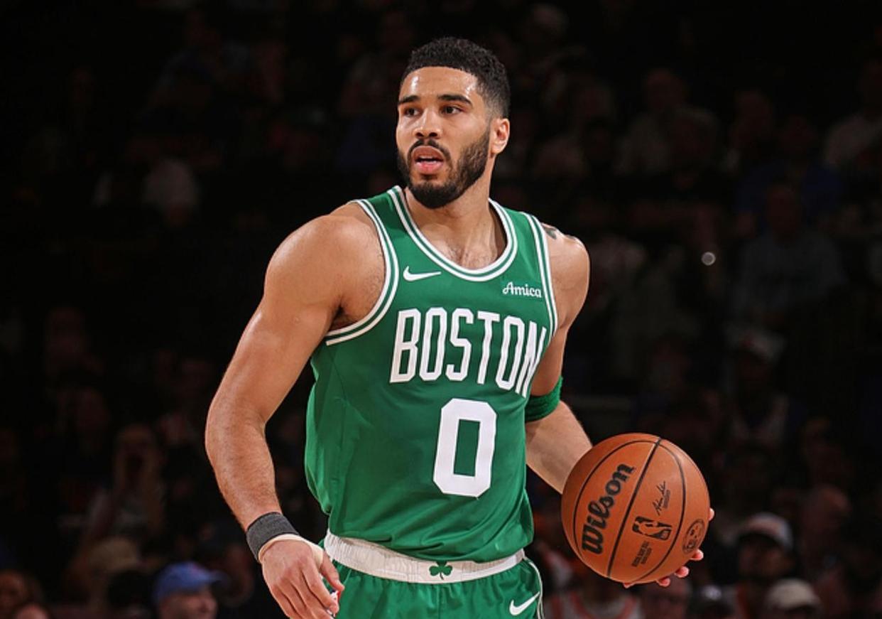 绿衫军主场击败奇才,沃克砍下29分 绿衫军主场击败奇才,沃克砍下29分