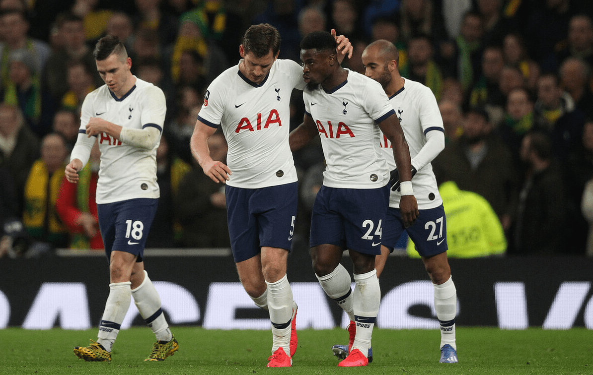 爱游戏视频-阿斯顿维拉取得关键胜利，实力传承