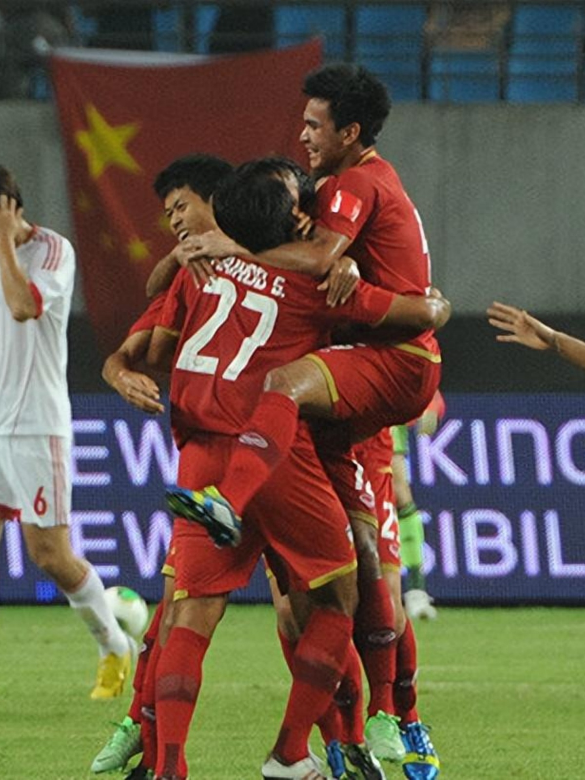 爱尔兰队惊险逆转,晋级形势看好 爱尔兰队惊险逆转,晋级形势看好